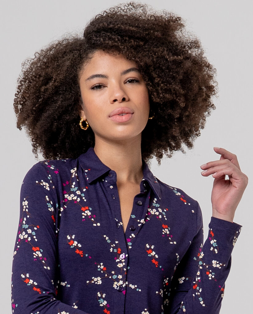 CAMISA DE MANGA LARGA MORADA - Imagen 2