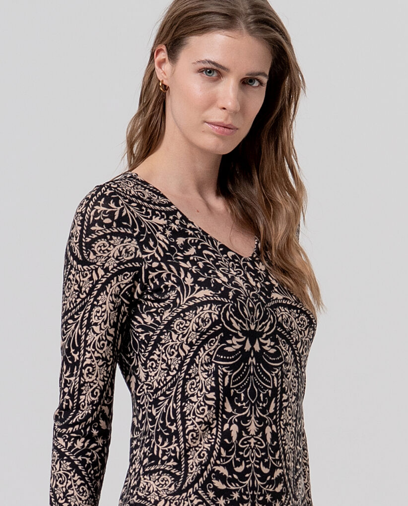 VESTIDO CORTO RECTO NEGRO